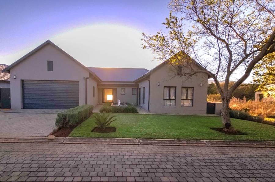 3 Bedroom Property for Sale in Meerhof North West